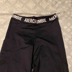 Girls Abercrombie kids black leggings barely worn 11/12
